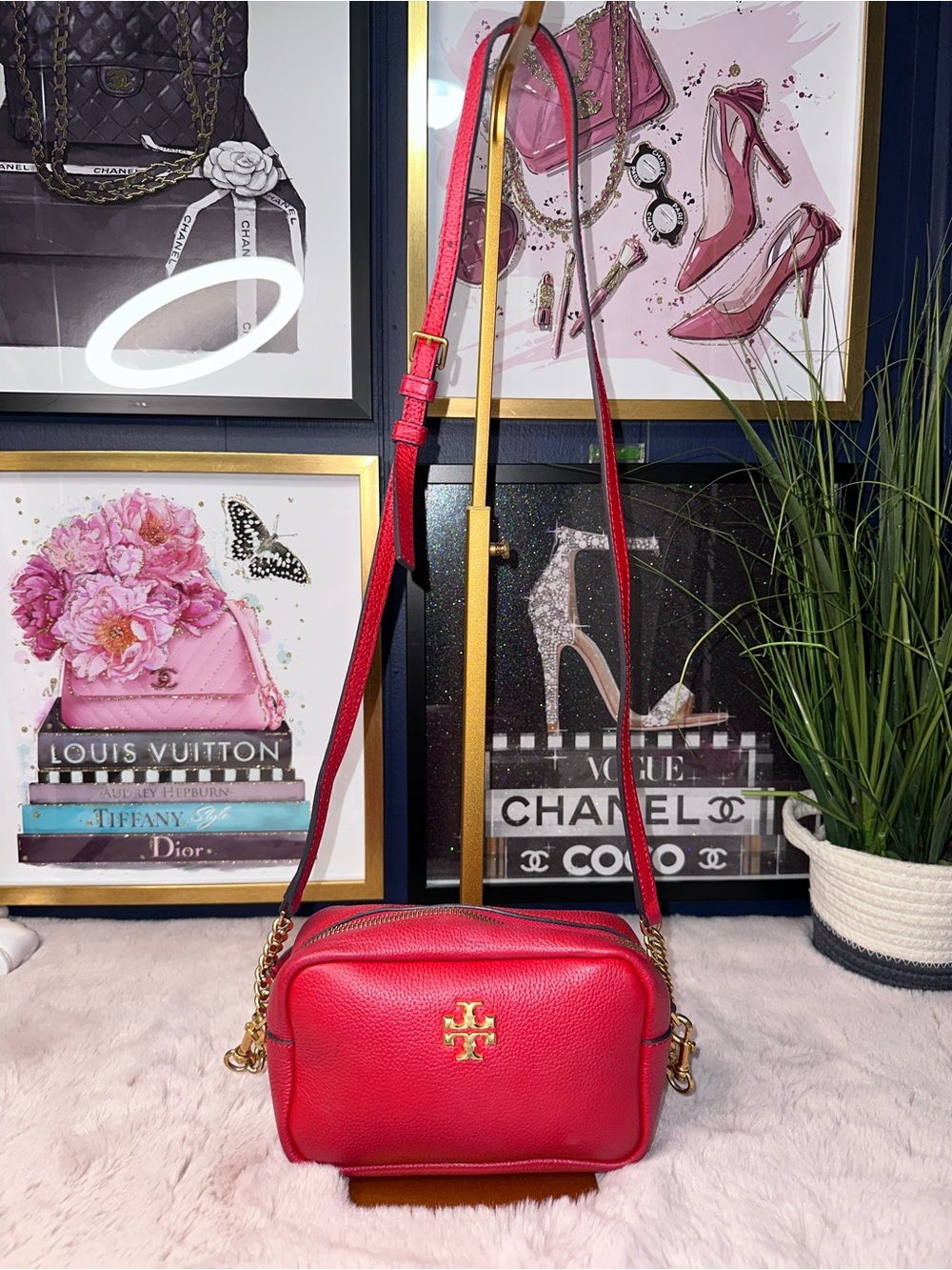 👜 Tory Burch Perry Bombe Mini Camera Bag Crossbody – Red Pebbled Leather